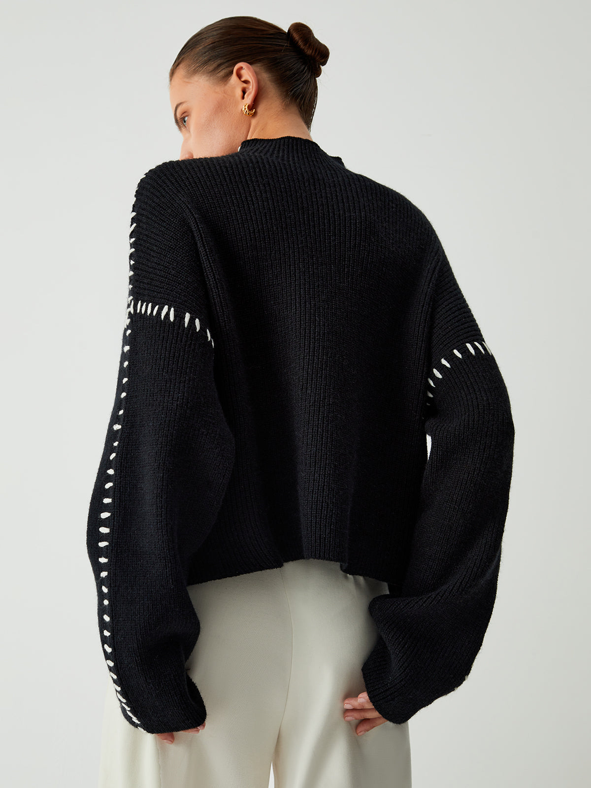 CONTRAST STITCH SWEATER